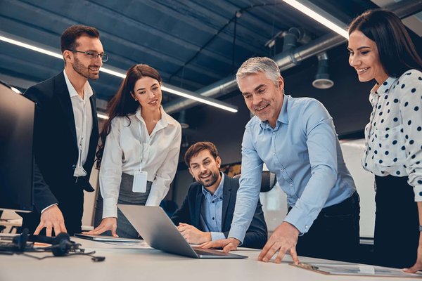 Quels sont les avantages de la plaque funéraire connectée ?