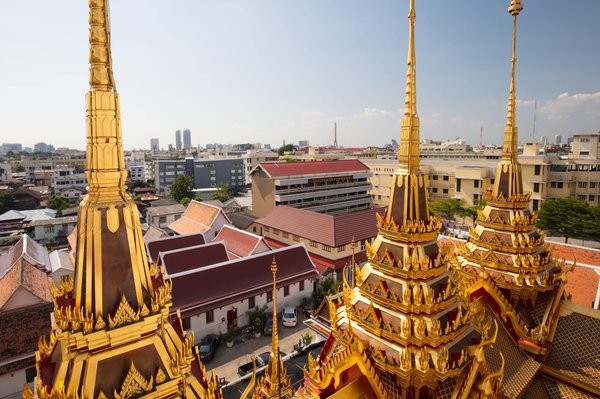 L'art des bagues Bouddhistes: symbolisme et beauté
