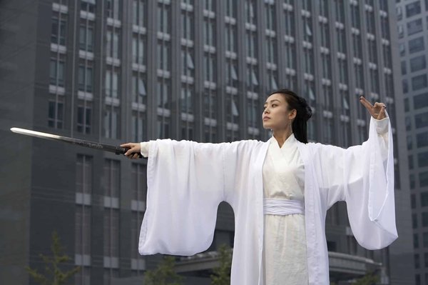 Quel personnage féminin de manga est la plus forte ?